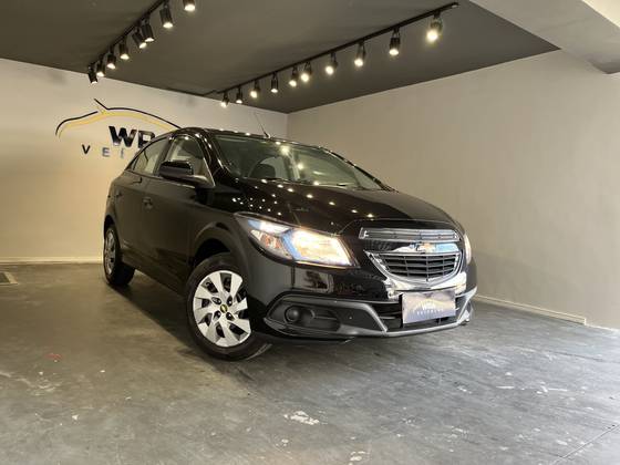 CHEVROLET ONIX 1.4 MPFI LT 8V FLEX 4P MANUAL